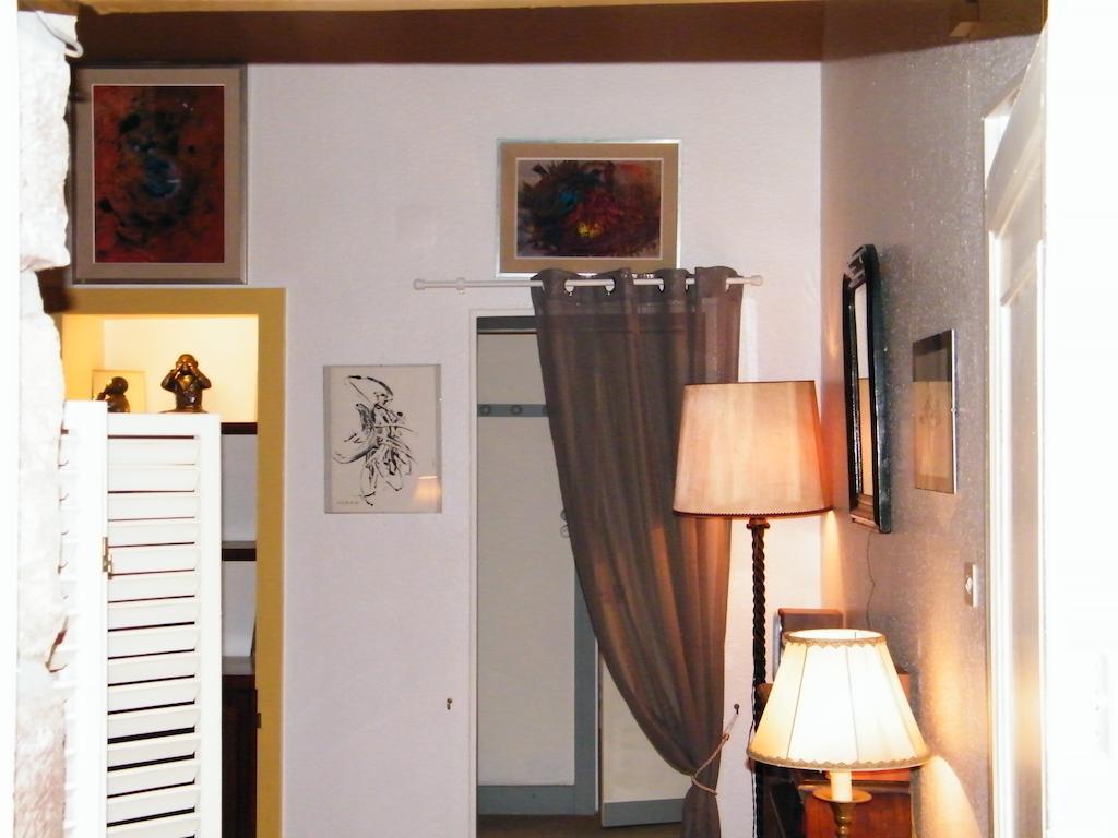 Villa Des Capucins Luxeuil-les-Bains Δωμάτιο φωτογραφία